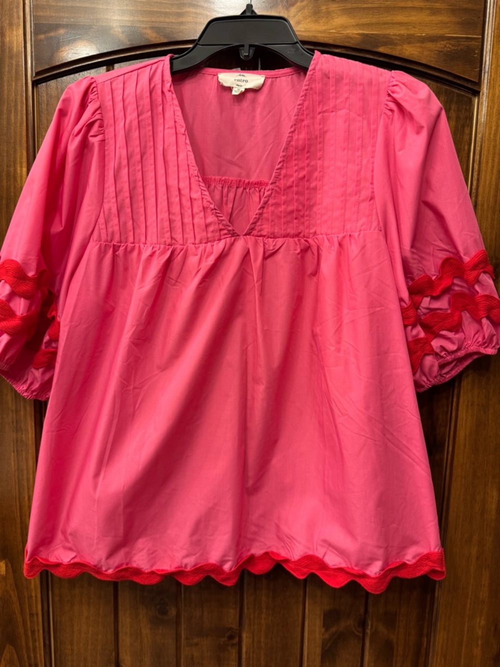 entro Bright Pink V-Neck Peasant Blouse with Scalloped Trim